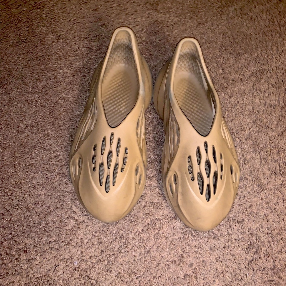 Yeezy Foam Runner 'Ochre' –